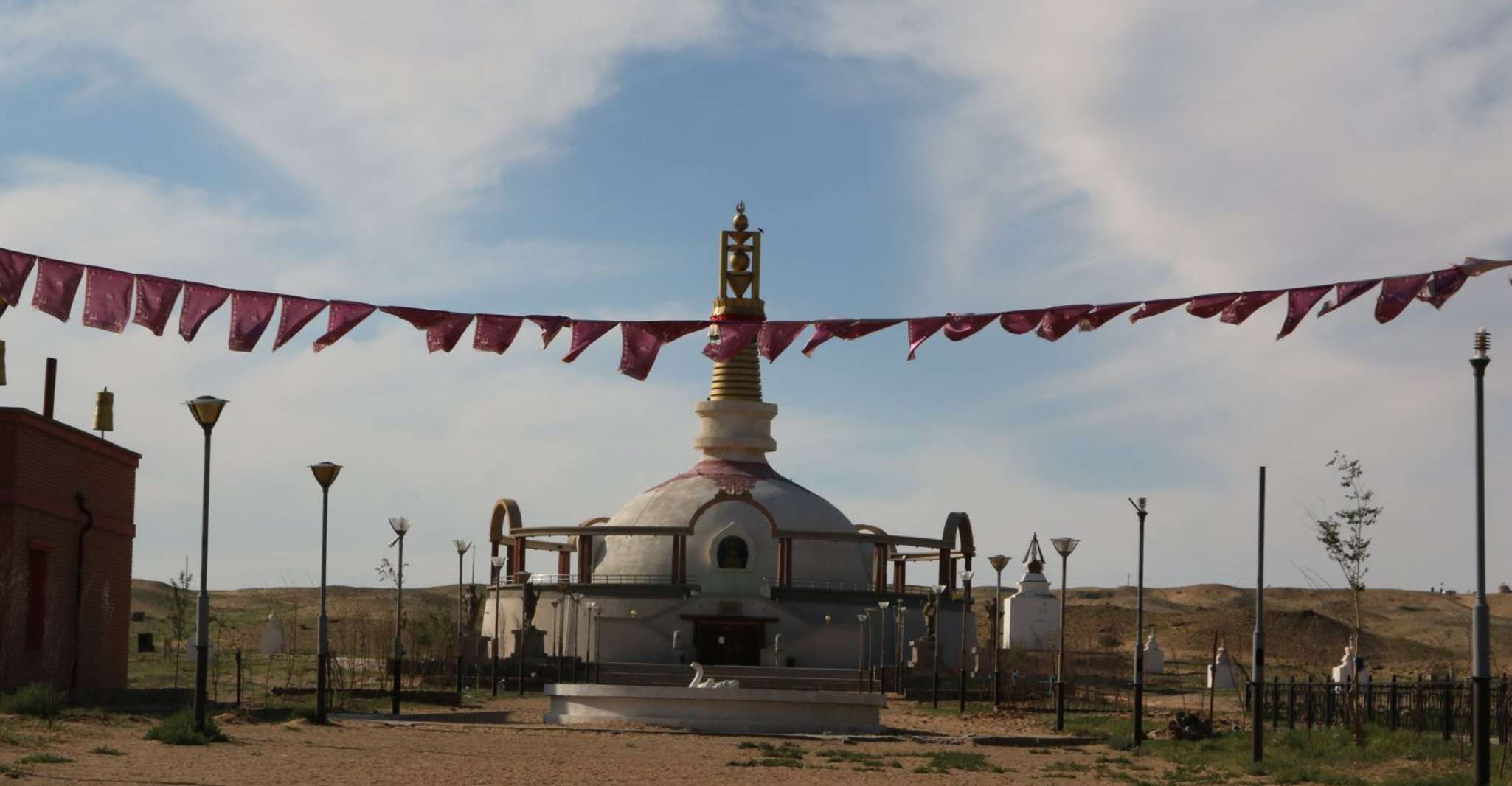 World energy center Khamariin Khiid Monastery Overnight tour - Housity