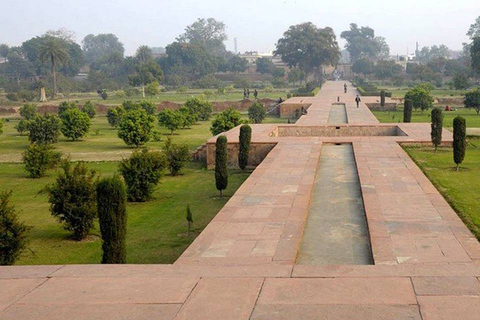 Private Agra Garden Walking Tour With Guide and Transport