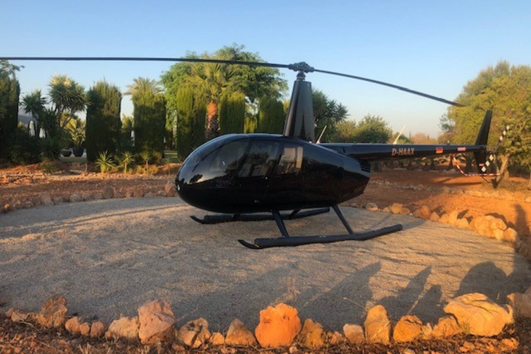 Ibiza: Zapierający dech w piersiach lot helikopterem &quot;Es Vedra/Formentera&quot;Oszałamiający lot helikopterem na Ibizie