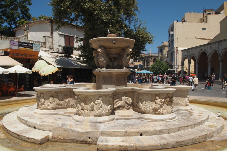 Desde Chania: Excursión de un día al Palacio de Cnosos y Heraklion