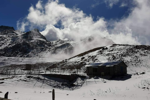 6 nuits et 7 jours de trek sur la colline de Khopra au départ de Pokhara