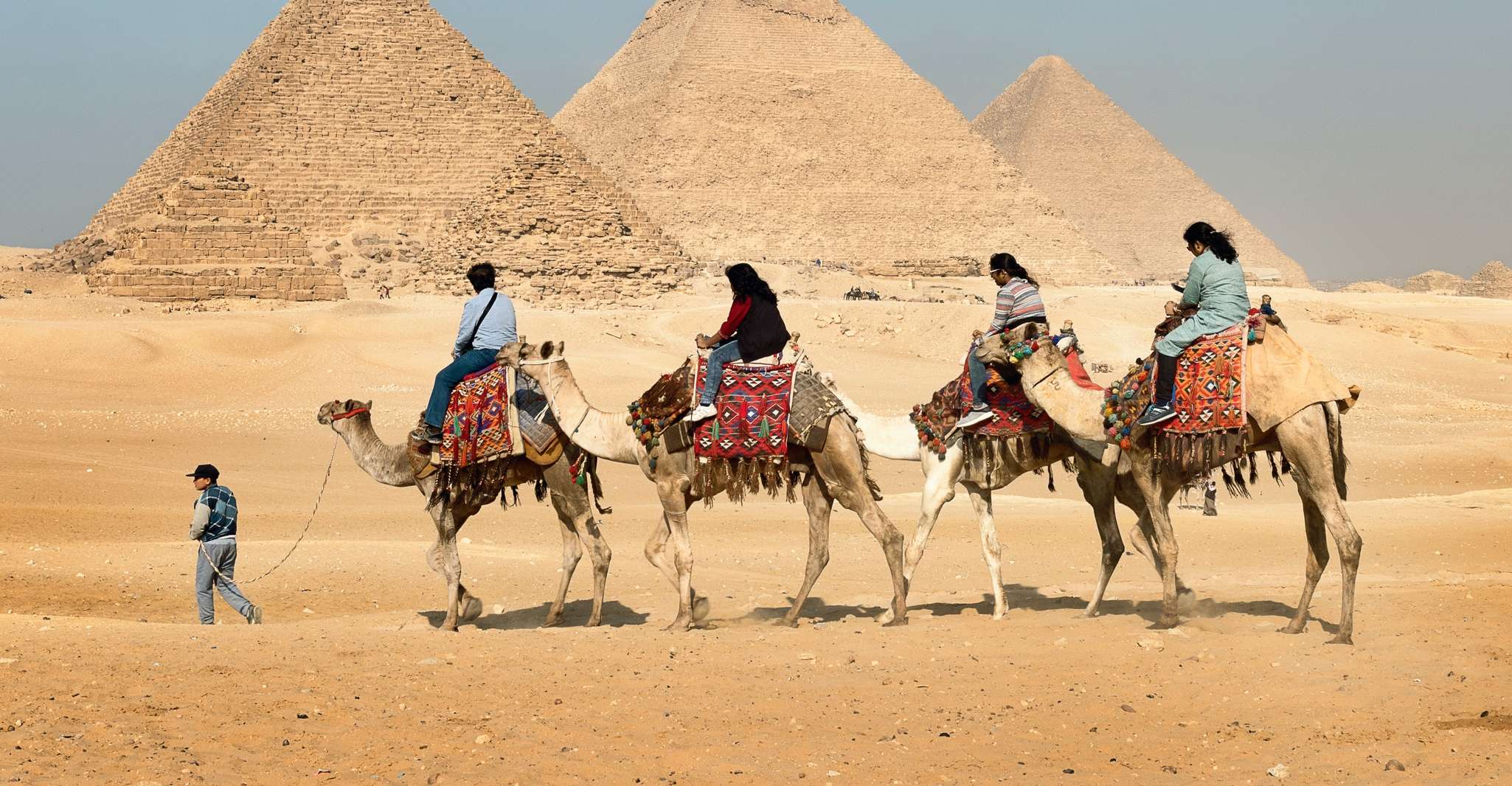 Giza Piramitleri, Memphis ve Sakkara'ya Tam Gün Turu - Hizvo