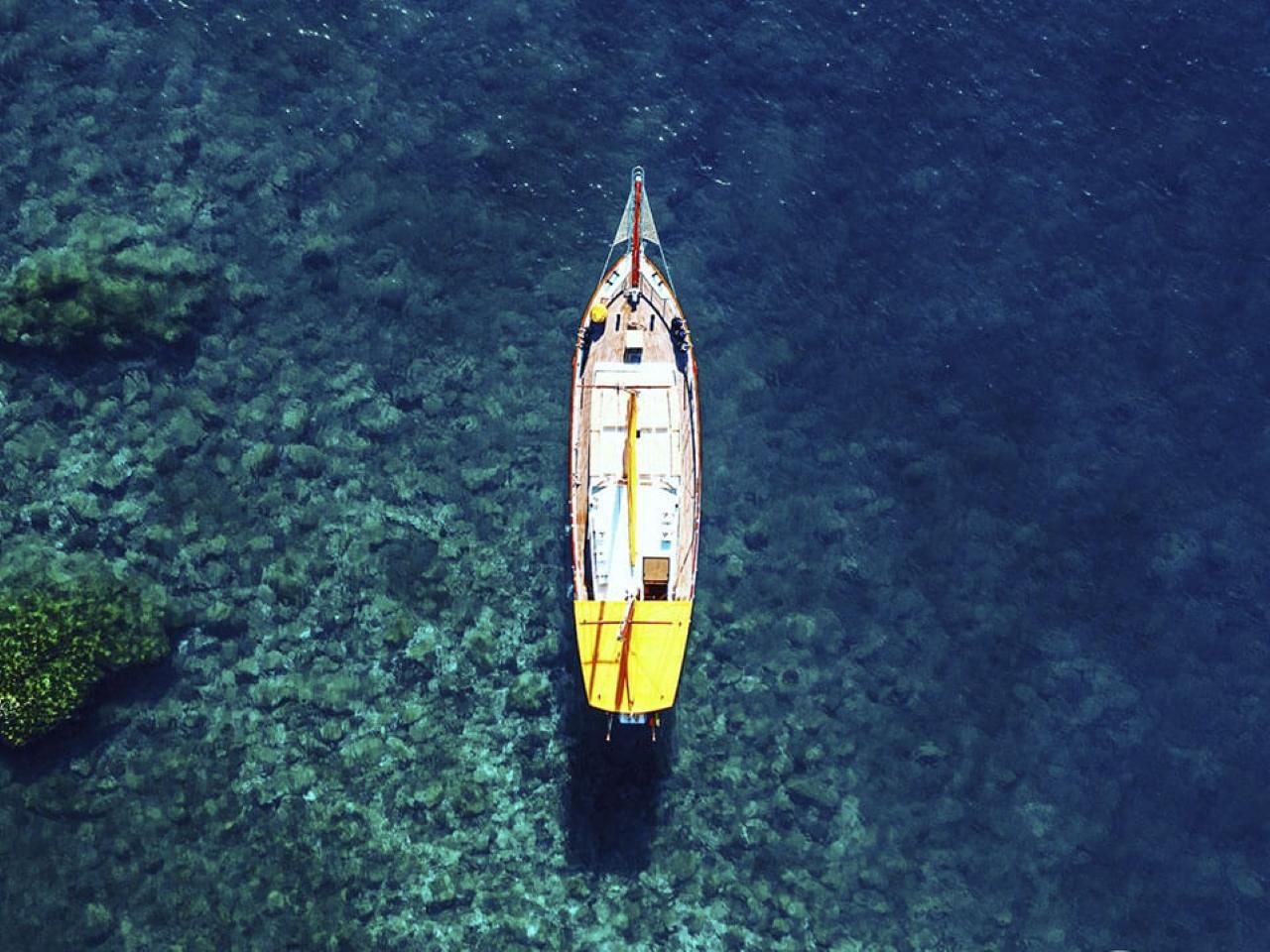 Madeira: 5-stündiger Ausflug mit dem Holzboot entlang der Westküste