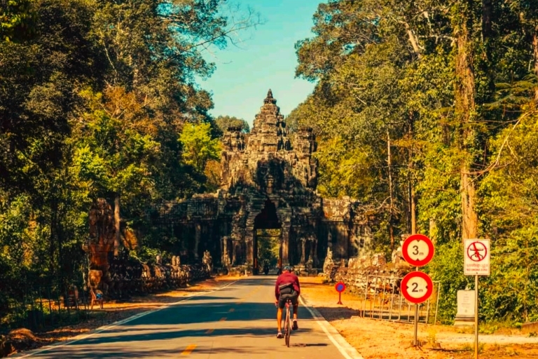 Excursión Privada en Bicicleta por Angkor WatExcursión Privada en Grupo en Bicicleta por Angkor Wat