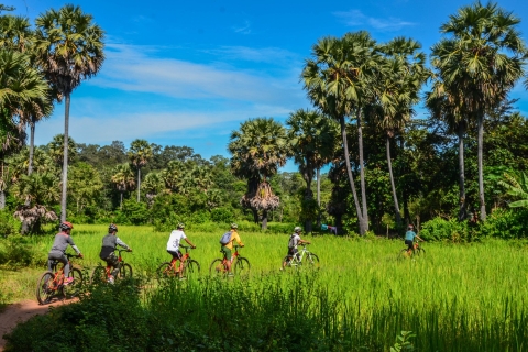 Privé Angkor Wat-fietstochtPrivé Angkor Wat Bike-groepstour