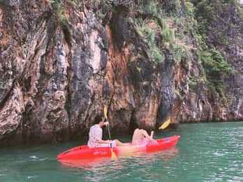 Koh Lanta: Kajakkpadling i havgrotter og Talabeng Island Tour