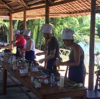 Hoi AN, Bay Mau Clase de cocina W Trip del mercado y canasta opcional - Housity