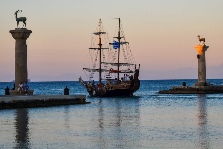 Rodos: 1-godzinny rejs o zachodzie słońca 18-wiecznym statkiemRodos: godzinny rejs o zachodzie słońca 18-wiecznym statkiem