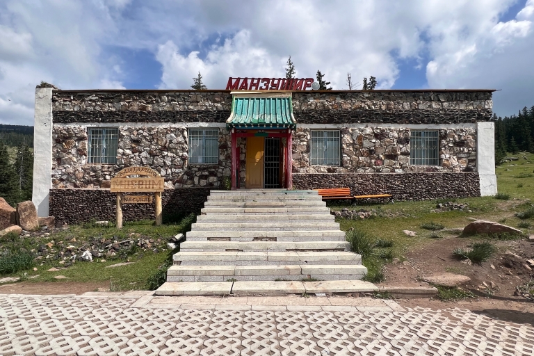 Day trip of Manzushir Monastery