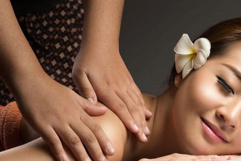 Phuket Day Spa i masaż w Tarntara SpaPeeling Ciała + Masaż Aromaterapeutyczny 1 godz