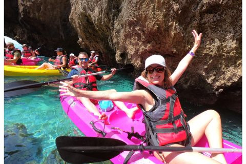 Nerja: tour guidato in kayak delle scogliere di Maro-Cerro Gordo