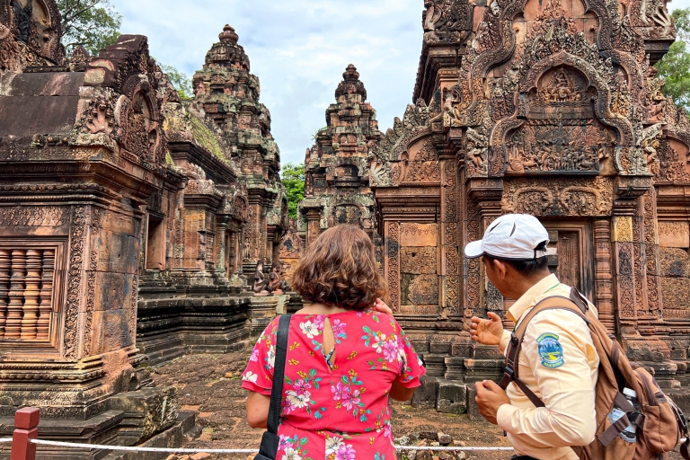 Visita guiada privada a Angkor Wat al amanecer y Banteay Srei