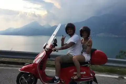 Salò: Tour guiado de Vespa pelo Lago de Garda