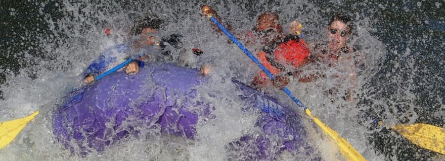 Jackson Hole : eaux vives de la rivière Snake, petit bateau, grand frisson