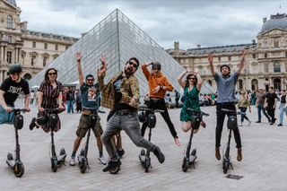 Guided Electric Scooter Tour of Paris (Ages 14-75)