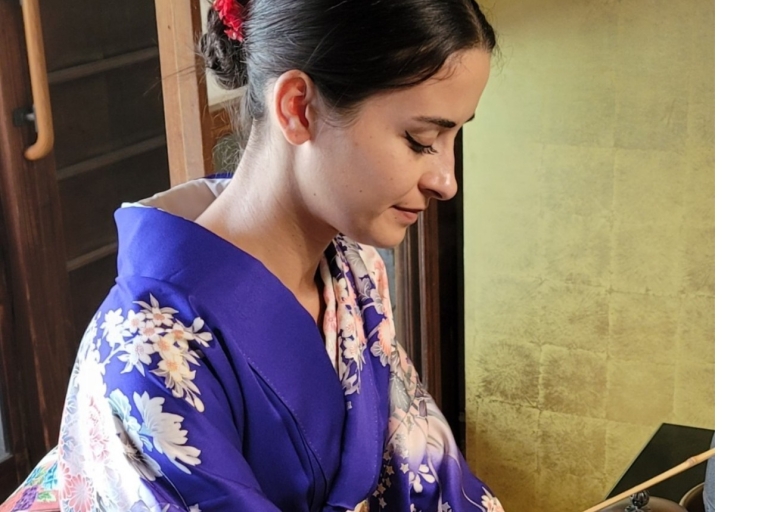 Kyoto: Private Teezeremonie im Tischstil