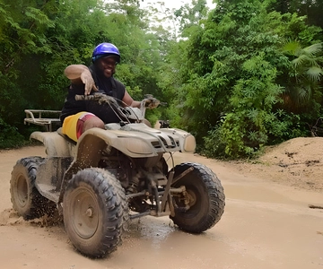 Maya Rivier: Jungle Tocht met ATV, Ziplines en Cenote zwemmen