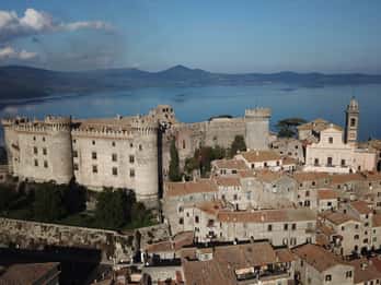 Dagtocht Rome: Meer van Bracciano, Anguillara & Trevignano Romeins