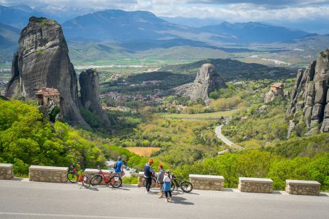 Meteora and Neanderthal cave Morning tour
