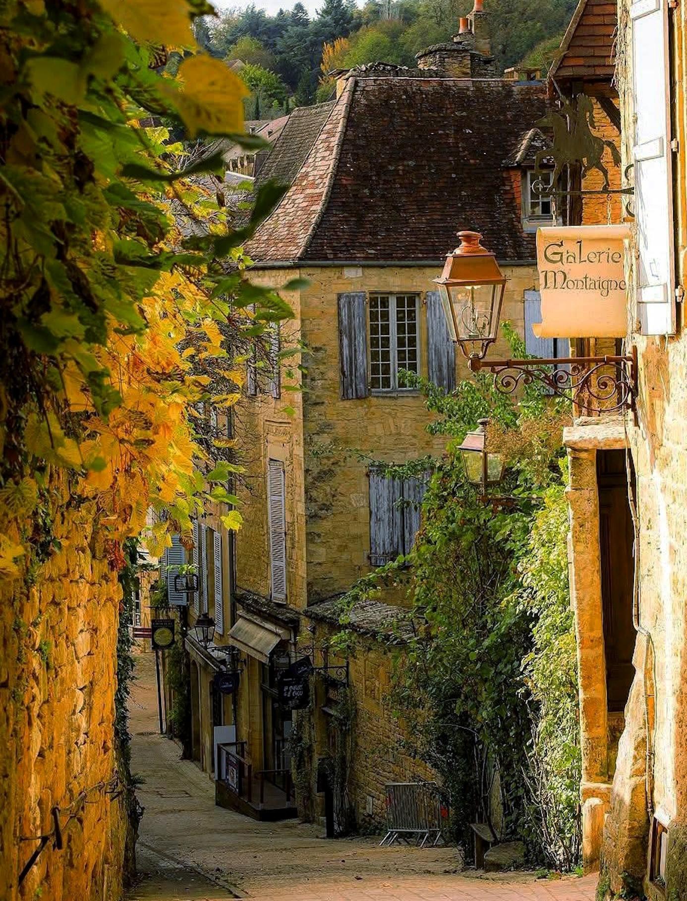Private Geschichts- und Gourmet-Tour durch Sarlat mit Exploreo24