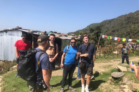 Pokhara: Senderismo de 3 días por Ghorepani y Poon Hill