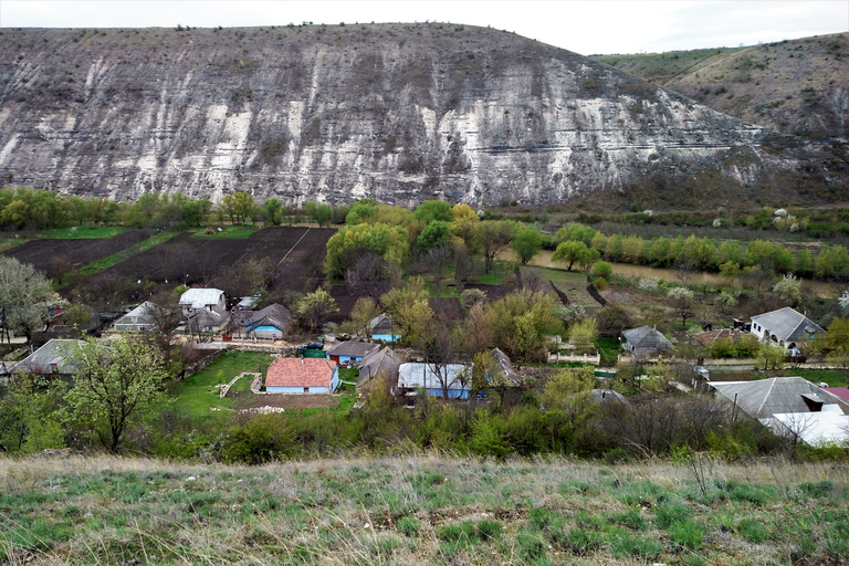 Desde Chisinau::Antiguos Monasterios de Orhei y Curchi más almuerzoDesde Chisinau::Antiguos monasterios rupestres de Orhei y Curchi