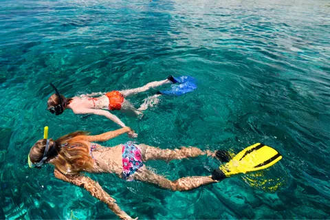 Puerto del Carmen: excursión de snorkel con instructor