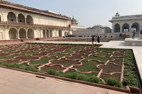 Au départ de Delhi : visite privée d'Agra (avec nuitée)