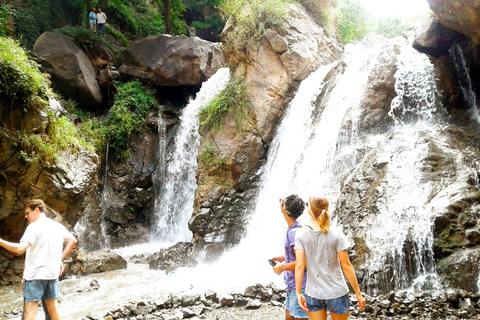 Voyage tout compris dans les montagnes de l'Atlas et à Agafay avec promenade à dos de chameau