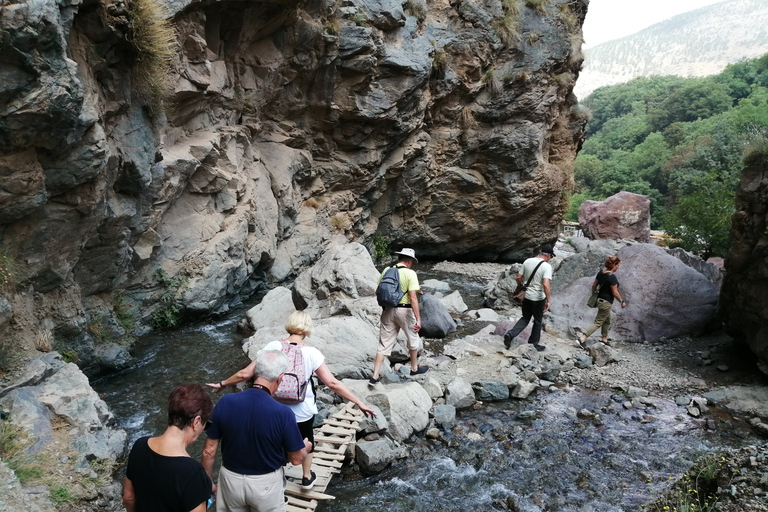 Voyage tout compris dans les montagnes de l'Atlas et à Agafay avec promenade à dos de chameau