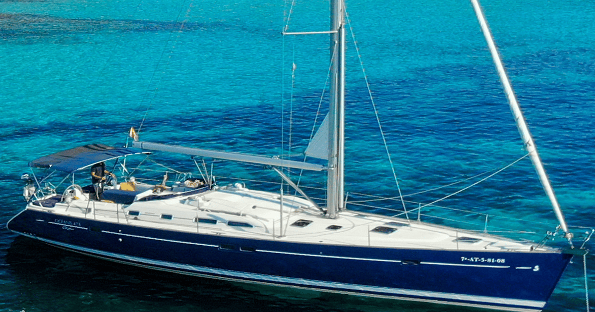 Bahía de Palma Paseo en Velero con Juguetes Acuáticos Aperitivos y