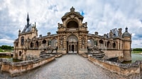 Private tour to Chantilly Chateau from Paris - Hizvo