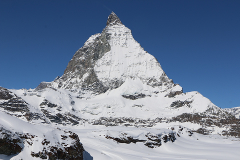 Suiza: Excursión privada de un día en coche con km ilimitados(Copy of) Suiza: Excursión privada de un día en coche con km ilimitados