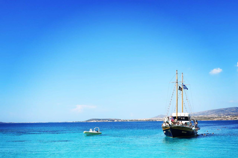 Naxos: Rina Cave & Koufonisia Full-Day Cruise with BBQ