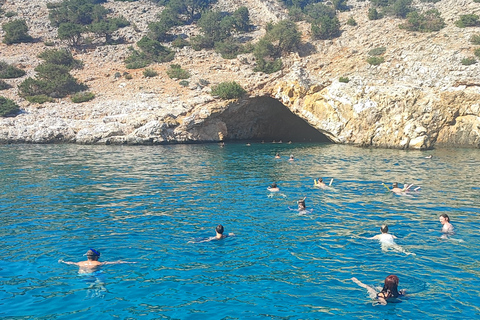 Naxos: Rina Cave & Koufonisia Full-Day Cruise with BBQ