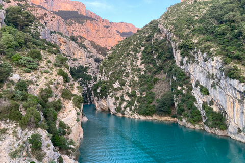 Esperienze turistiche di lusso su misuraESPERIENZE DI TOUR PRIVATI DI LUSSO SU MISURA