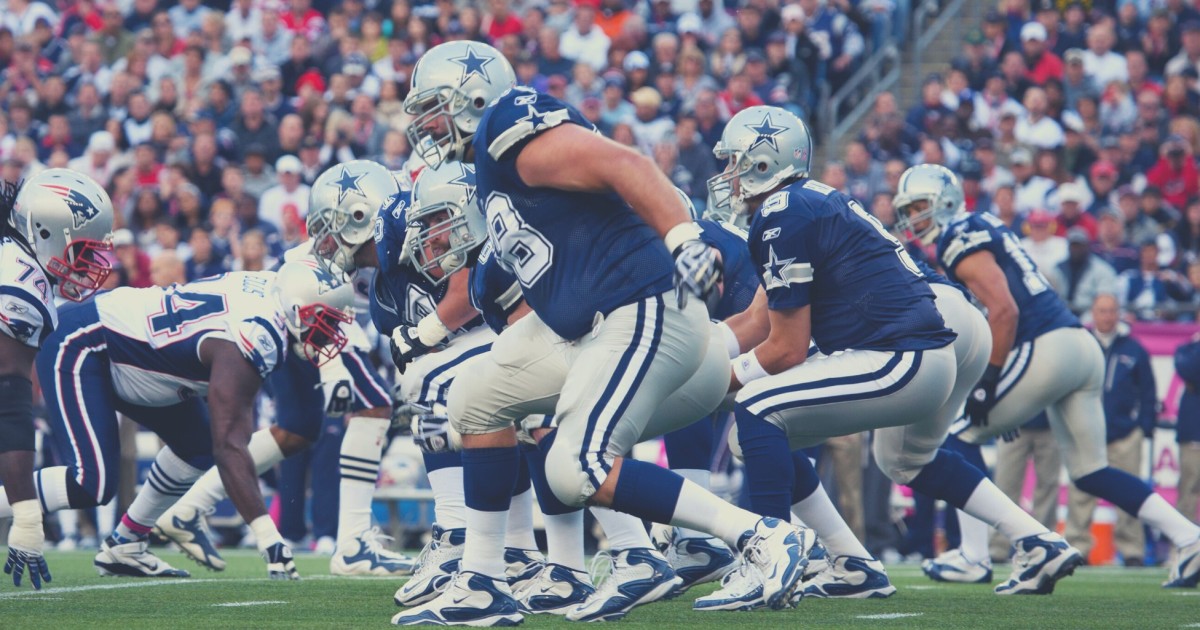 Dallas: Dallas Cowboys Football Game Ticket at AT&T Stadium | GetYourGuide