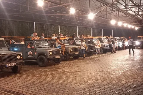 From Alanya: Night Safari Tour with Dinner and Boat Tour