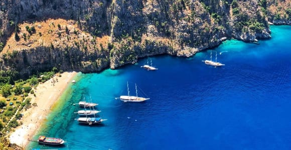 Ölüdeniz: Butterfly Valley Boat Trip with Buffet Lunch