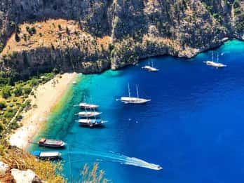 Ölüdeniz: Butterfly Valley Boat Trip with Buffet Lunch