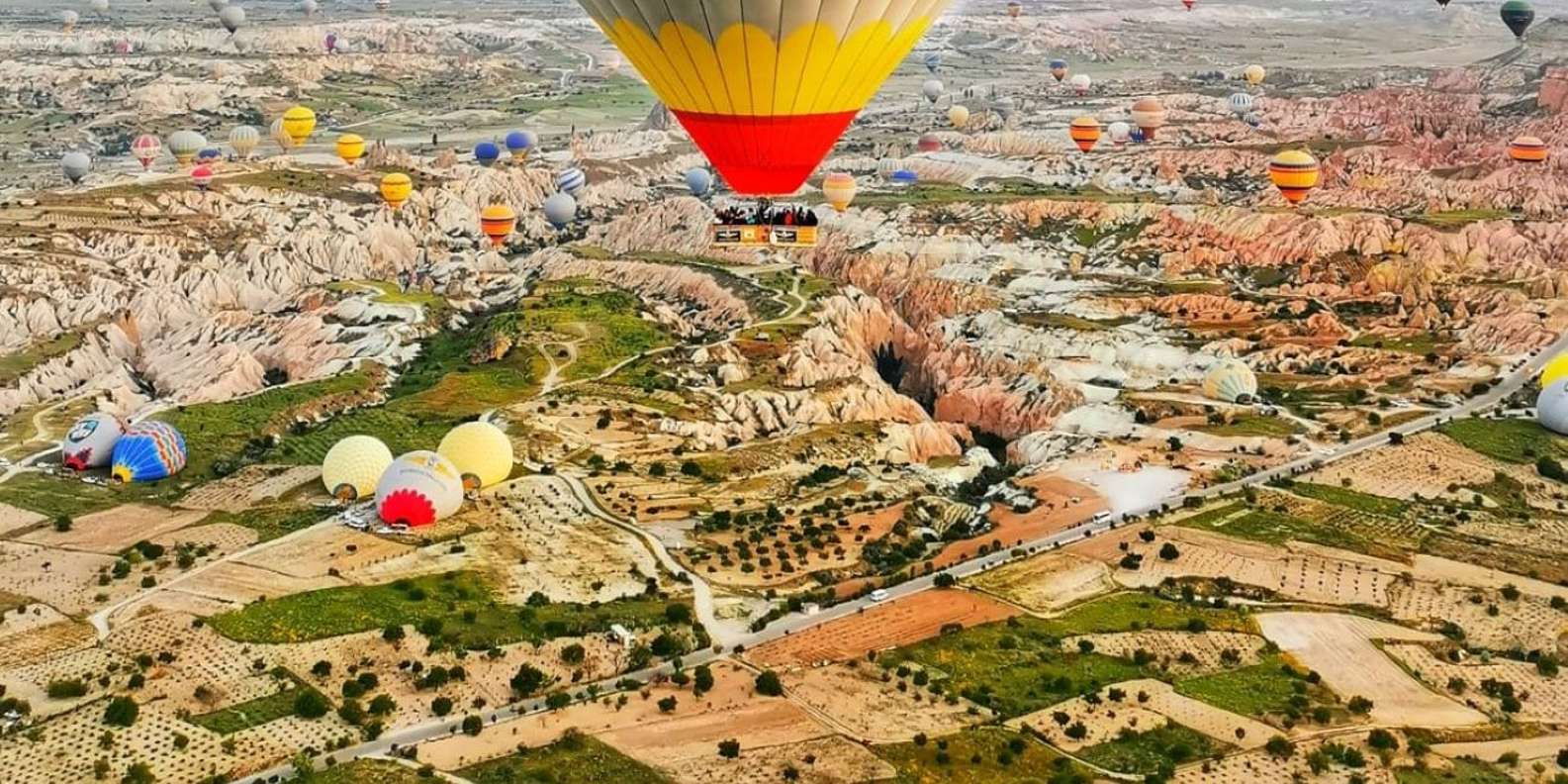 Cappadocia: Fairy Chimneys Sunrise Hot Air Balloon Flight