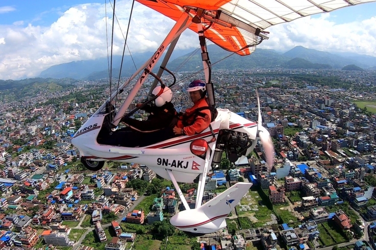 Pokhara: Ekscytująca lot ultralekkim Sky TourPokhara: Ekscytująca ultralekka wycieczka po niebie (30 minut)