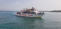 Protaras, crucero de turismo Famagusta con baño Blue Lagoon - Hizvo