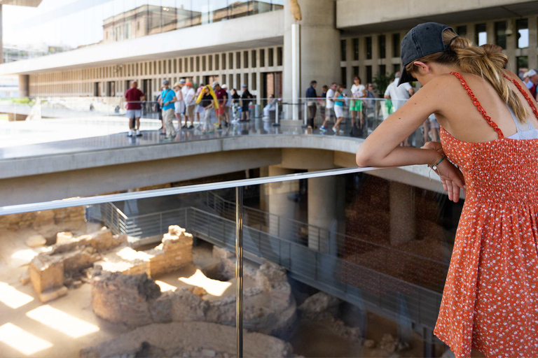 Vroege ochtend begeleide wandeling naar de Akropolis en het museumBegeleide wandeling door Akropolis en museum - met kaartjes