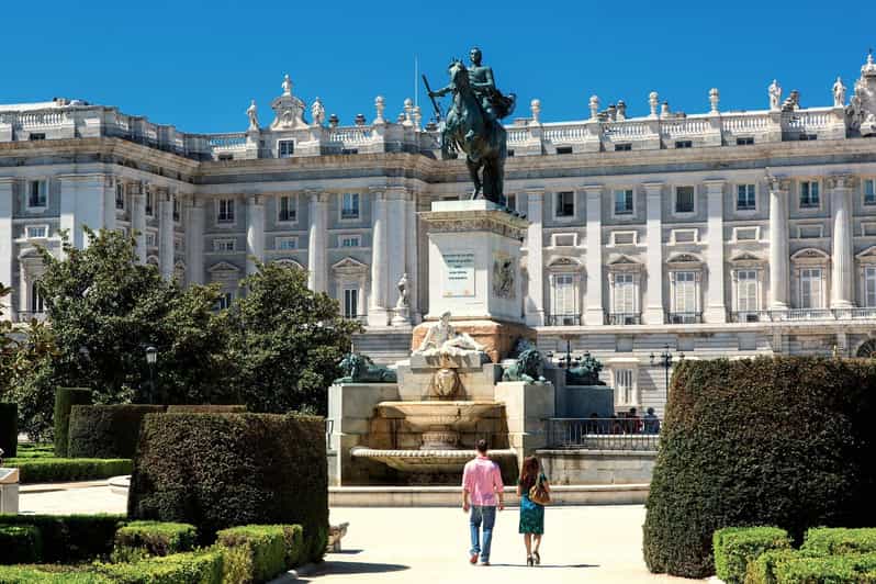 Madrid: Royal Palace Audio Guide and Entry Ticket (ENG)