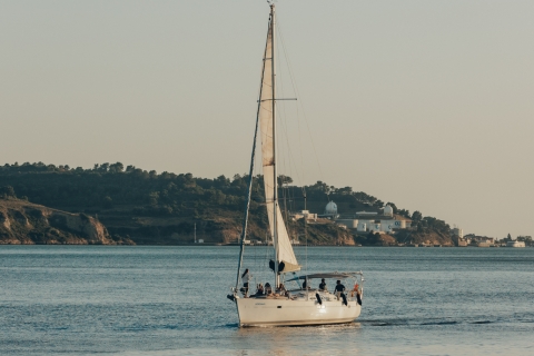 Lizbona: Wycieczka łodzią - najwygodniejsza żaglówkaPrywatna wycieczka