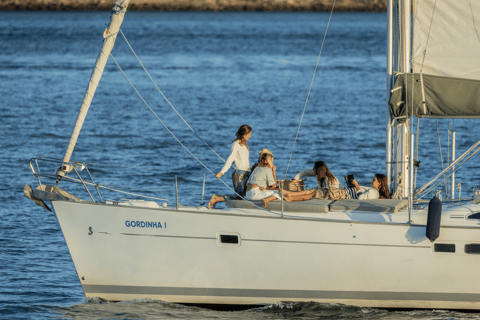 Lisbon: Boat Tour - the most Comfortable Sailboat Private and Regular Tour