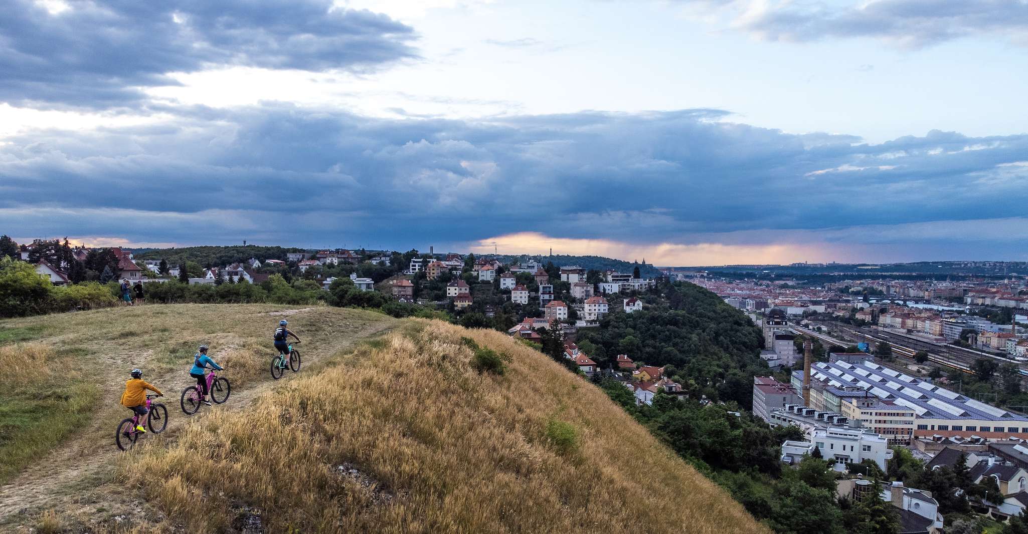 Praga su E-Bike, Explore Greater Downtown Parks & Epic Views - Hizvo
