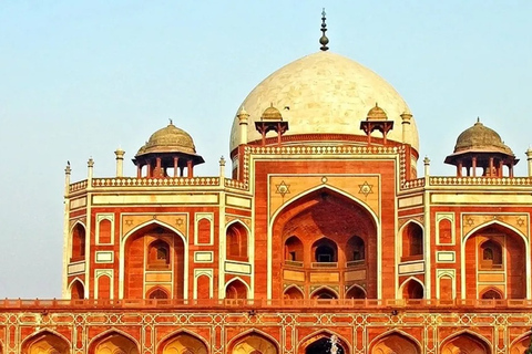 1 Tag Delhi und 1 Tag Agra Tour mit dem Auto - 1N2DAuto + Fahrer + Reiseführer + Tickets + 4-Sterne-Hotel