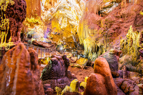 Da Tbilisi: tour di un&#039;intera giornata ai canyon e alle grotte di Kutaisi